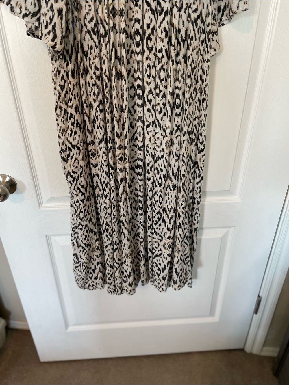 Ikat-Print Tassel Zippered Patio Dress in Black and Cream - Picture 4 of 11
